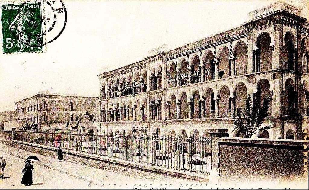 CA d- 028- Nouvelles casernes- Vue d'ensemble.jpg